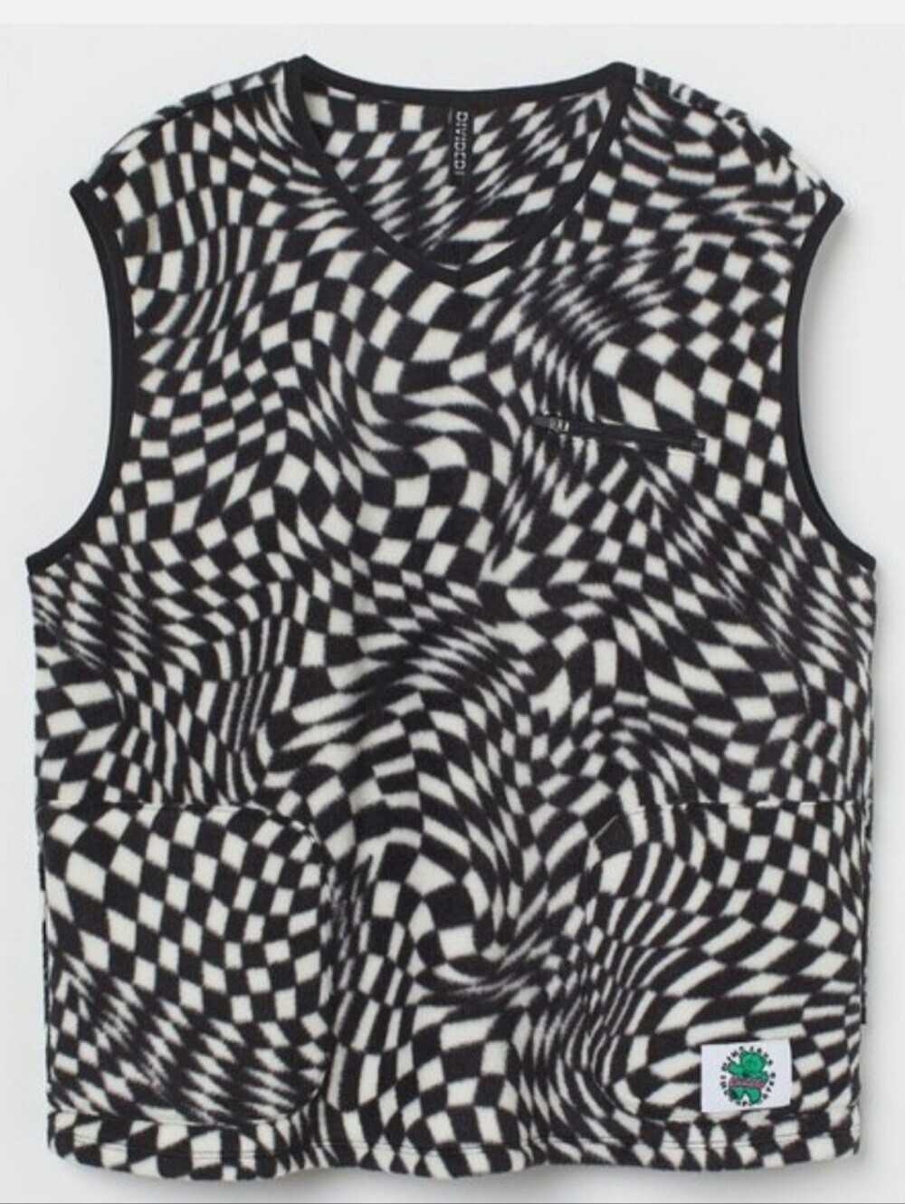 Divided H&M Black & White Fleece Optical Illusion Pull Over Vest Size Small.
